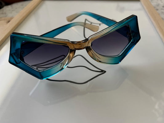 Fanned Out (Blue Ombre)
